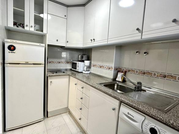 Estudio con piscina a 200 metros de la playa