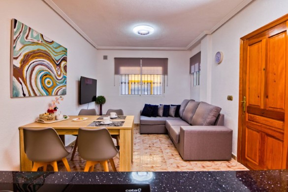 Casa adosada con Jacuzzi privado, BBQ y Piscina comunitaria