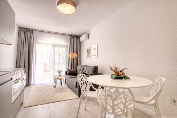 Apartamento bajo con terraza
