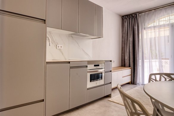 Apartamento bajo con terraza