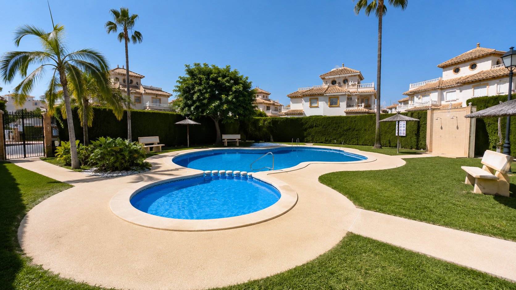Casa Mediterránea con Jardín — Torrevieja — foto 36