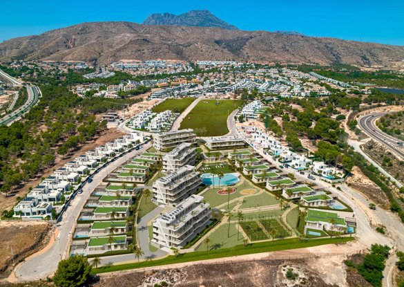 Camparosso Sierra Cortina (Apartamentos) — Finestrat