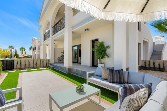 LUISA Garden y Atico — Rojales