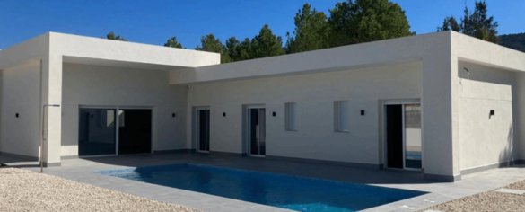 VILLA LAURA URBANIZACIÓN LA ROMANA — La Romana