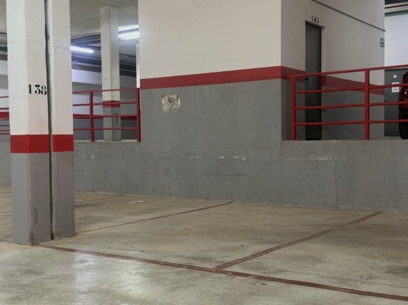 Garage in La Mata